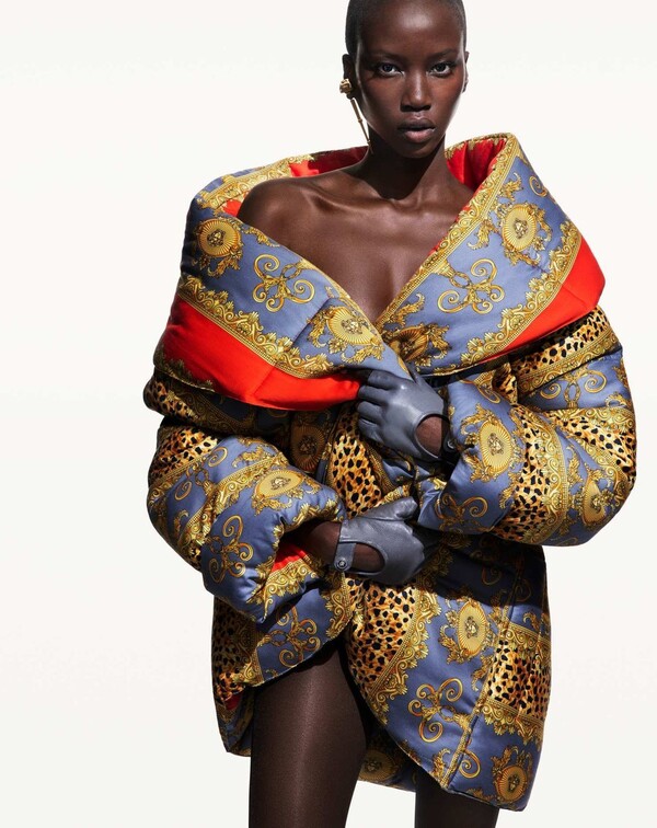 La derni&egrave;re campagne Versace