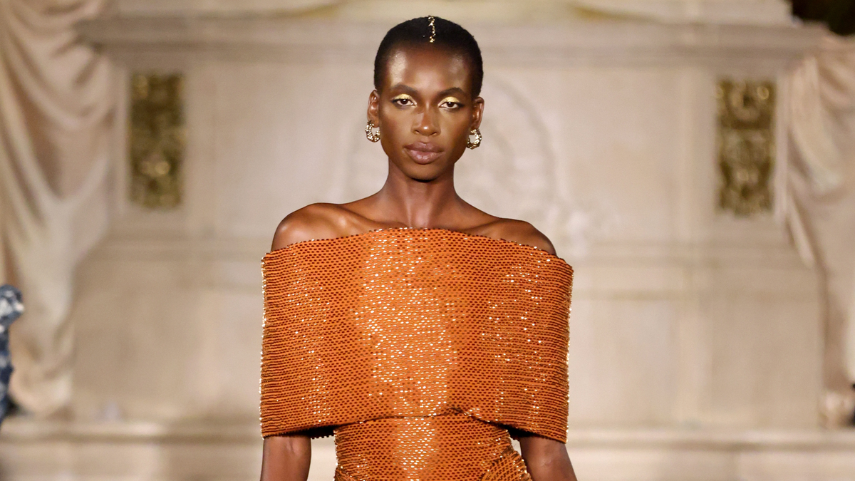 Christian Siriano avec une collection tout droit sortie de Dune