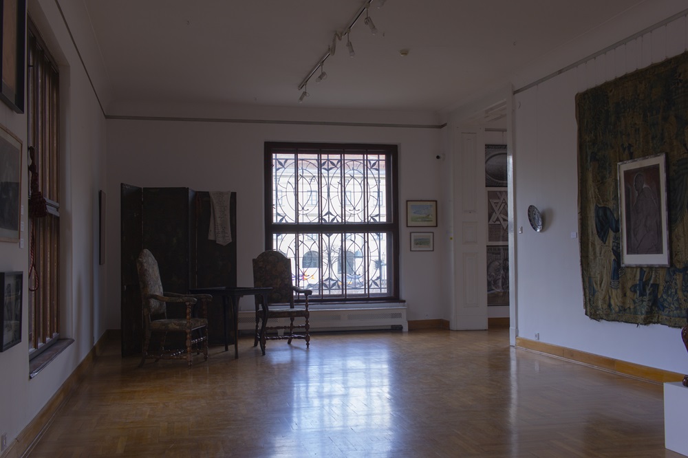 Un palais en d&eacute;sordre. Franciszek Starowieyski de nouveau &agrave; Cracovie - documentation de l'exposition