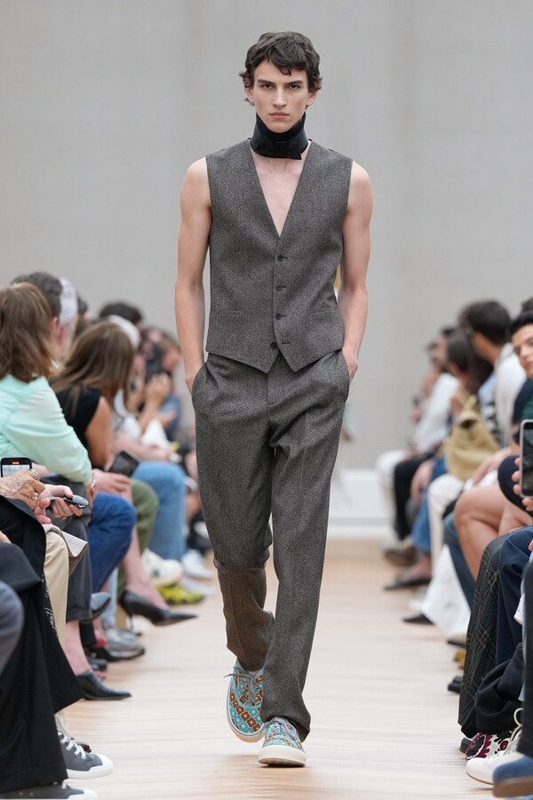 Jonathan Anderson pour Dior10