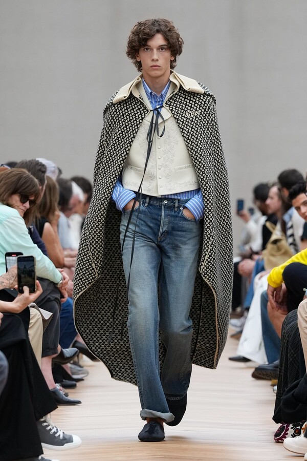 Jonathan Anderson pour Dior2