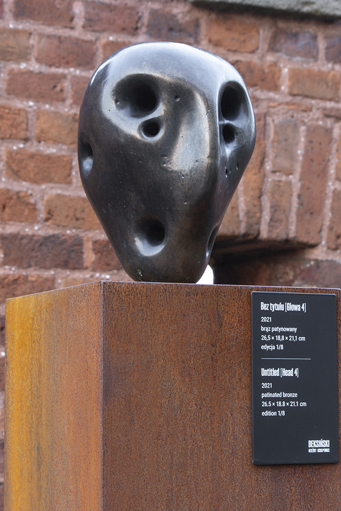 Beksinski.Twilight sculptures36small