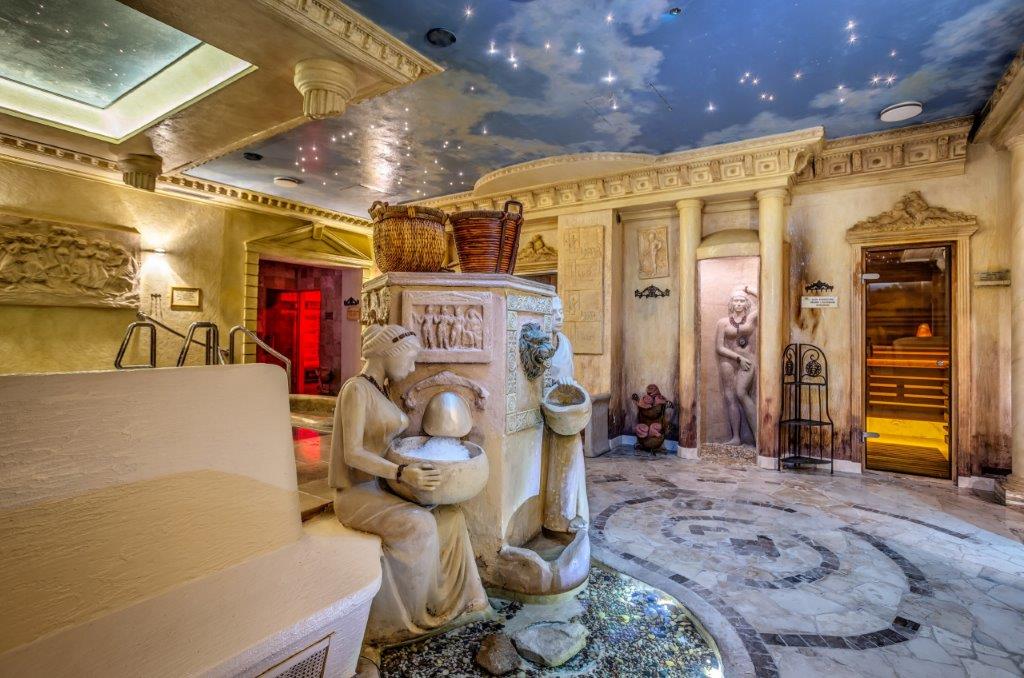 Manor House Spa Bains romains