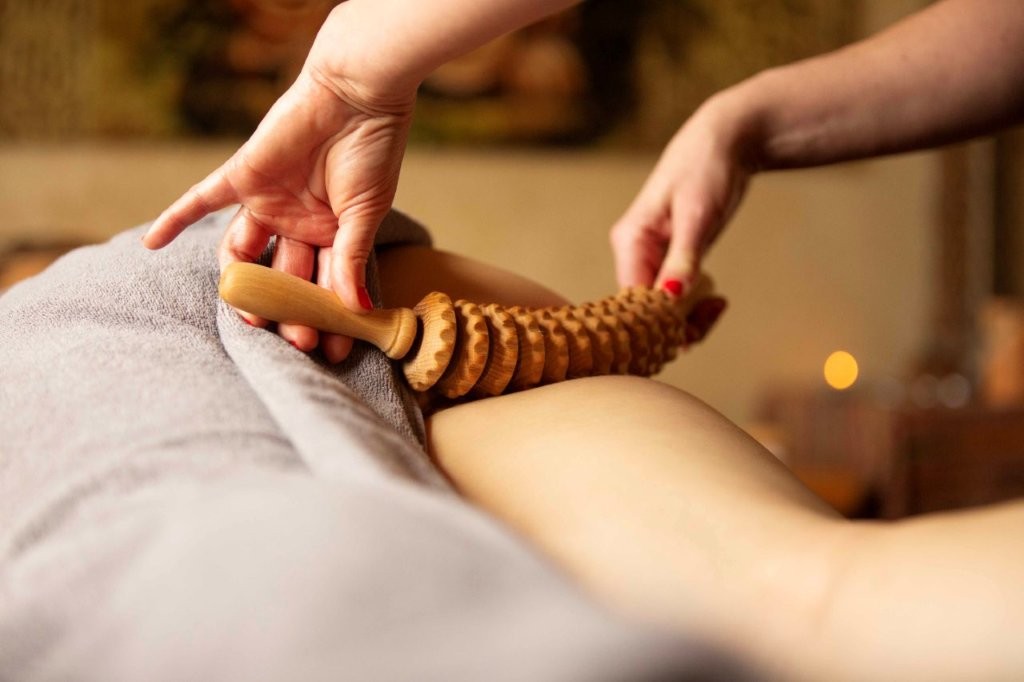 Maderotherapy1 Manor House Spa