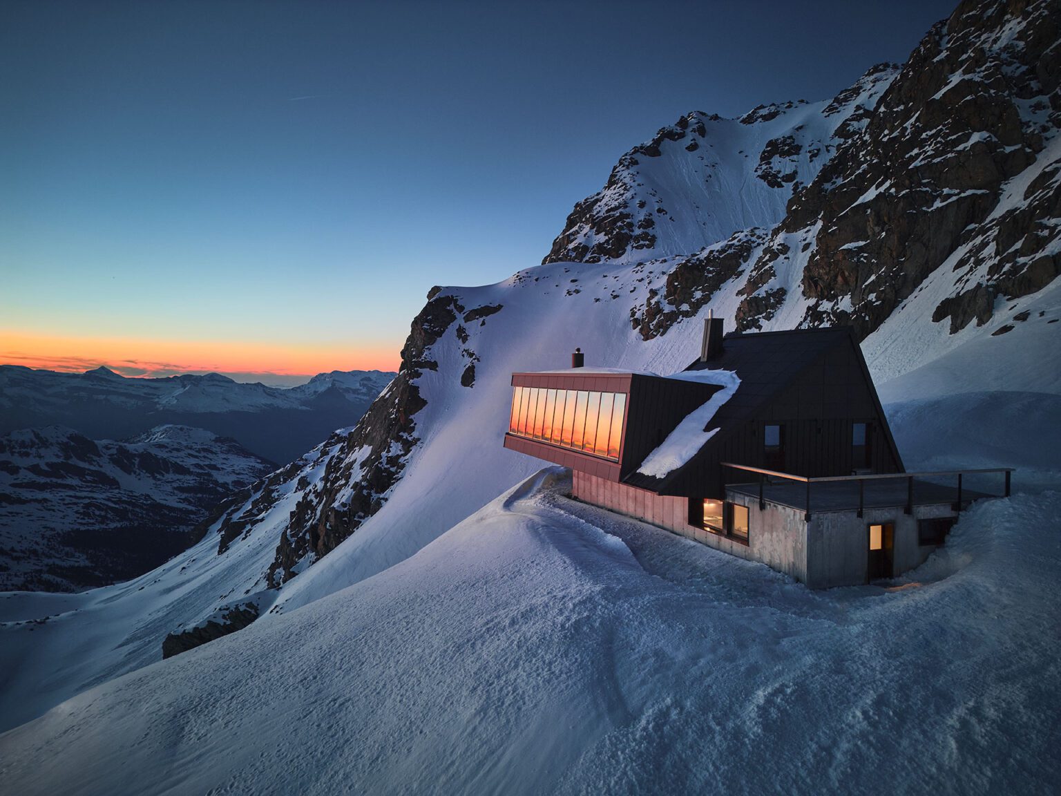 Cabane Tortin Les secrets du refuge hors réseau au-dessus de Verbier