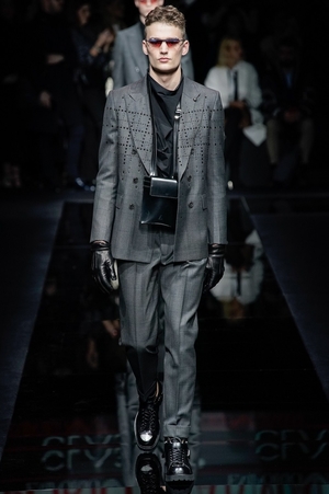 Costumes pour hommes tendance Top 10 des marques=armani1