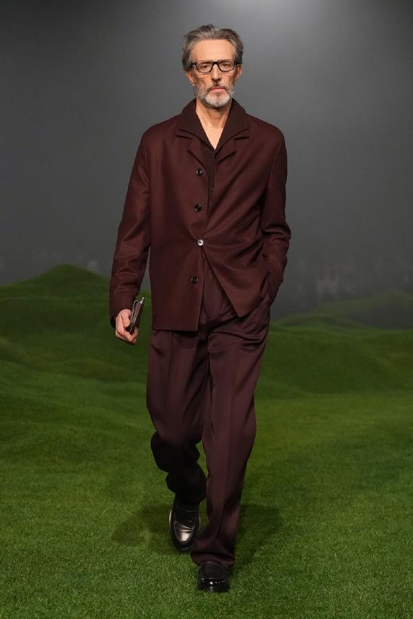 Costumes pour hommes tendance Top 10 des marques Zegna