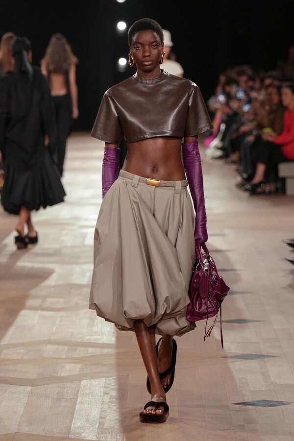 Pierpaolo Piccioli Balenciaga : du renouveau, mais est-ce vraiment le cas ?