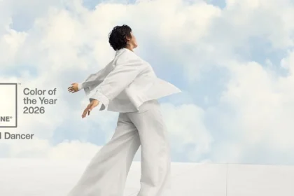 251205 Pantone Couleur De L Annee Magazine Big