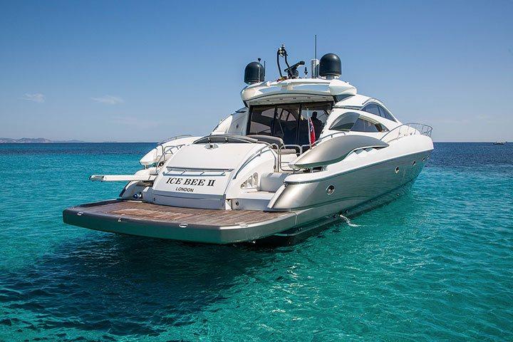 Yacht de luxe intelligent