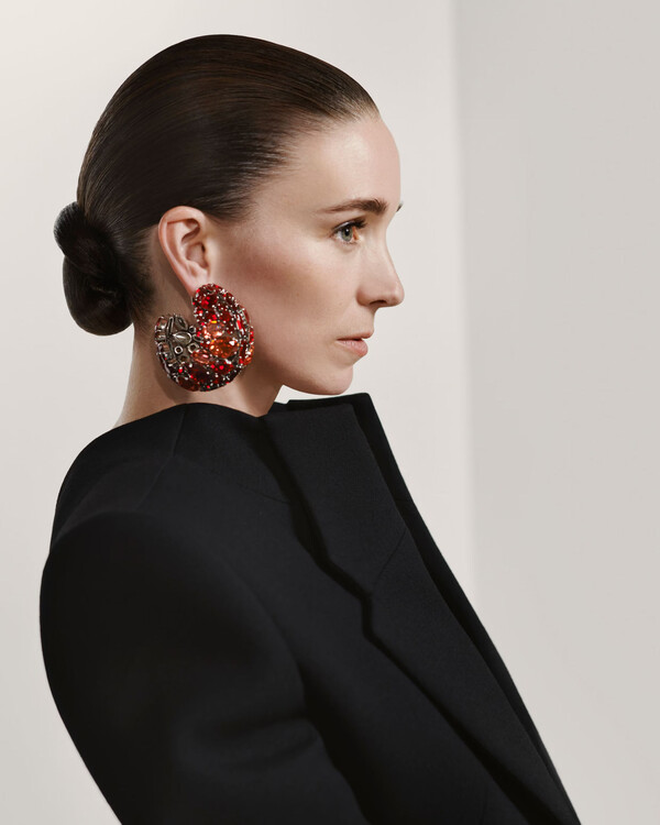 Rooney Mara Pour Givenchy1