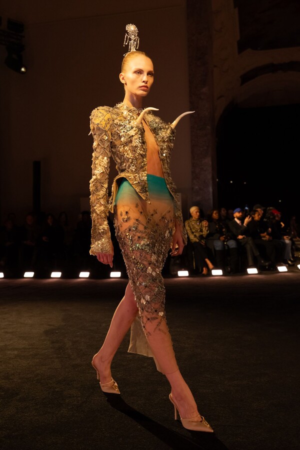 Schiaparelli Printemps 2026 Agonie et Extase Haute Couture Comme un Art vivant6