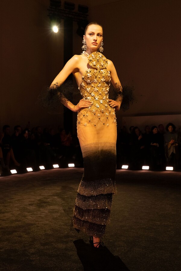 Schiaparelli Printemps 2026 Agonie et Extase Haute Couture Comme de l&rsquo;Art vivant4