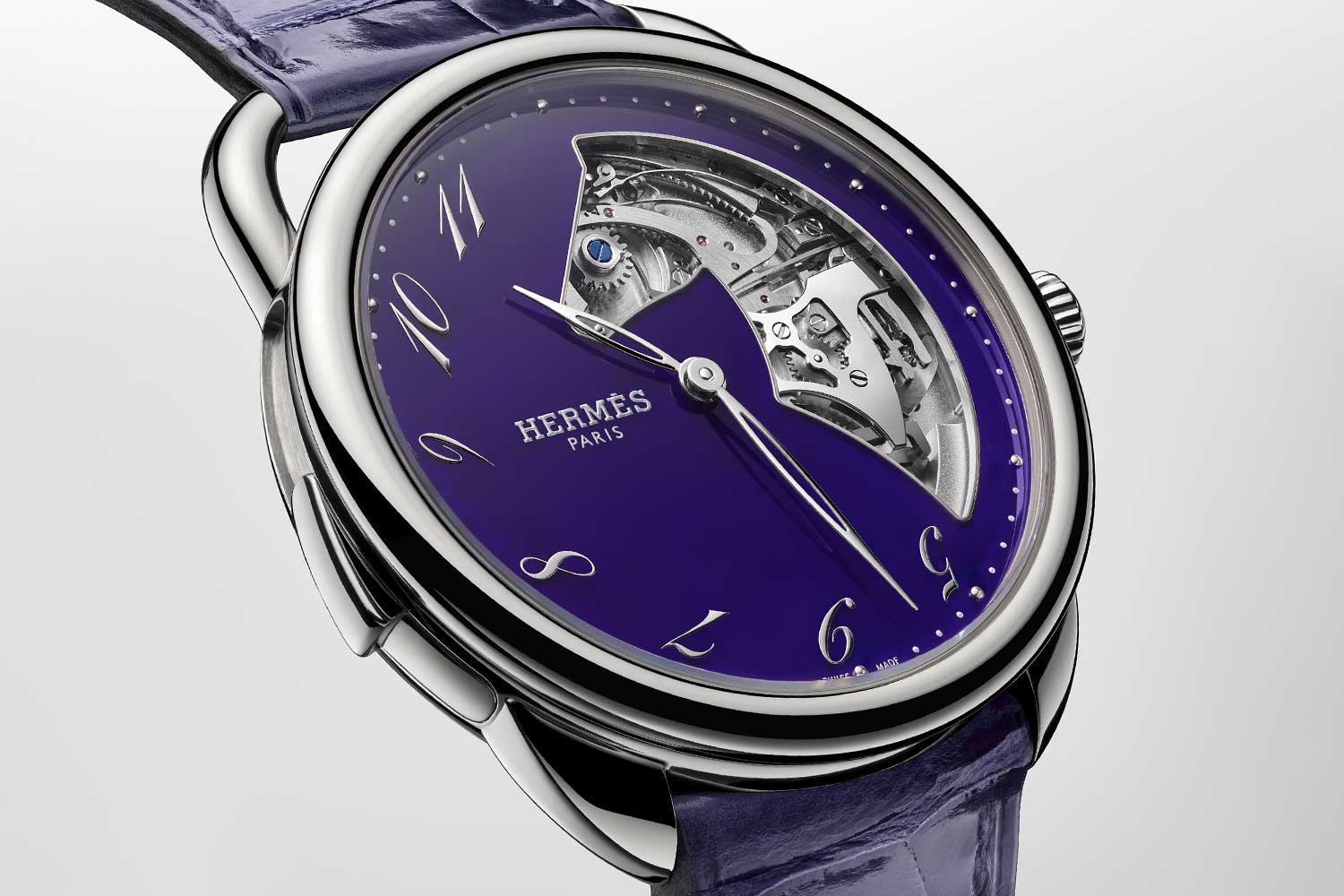 Les montres Herm&egrave;s brisent les codes1