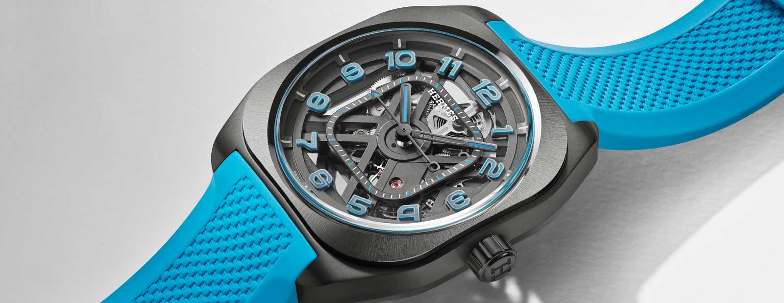 Les montres Herm&egrave;s brisent les conventions3
