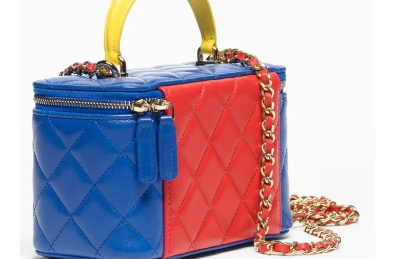 Chanel I Superman Nouvelle Ic&ocirc;ne Ou Provocation Passag&egrave;re2