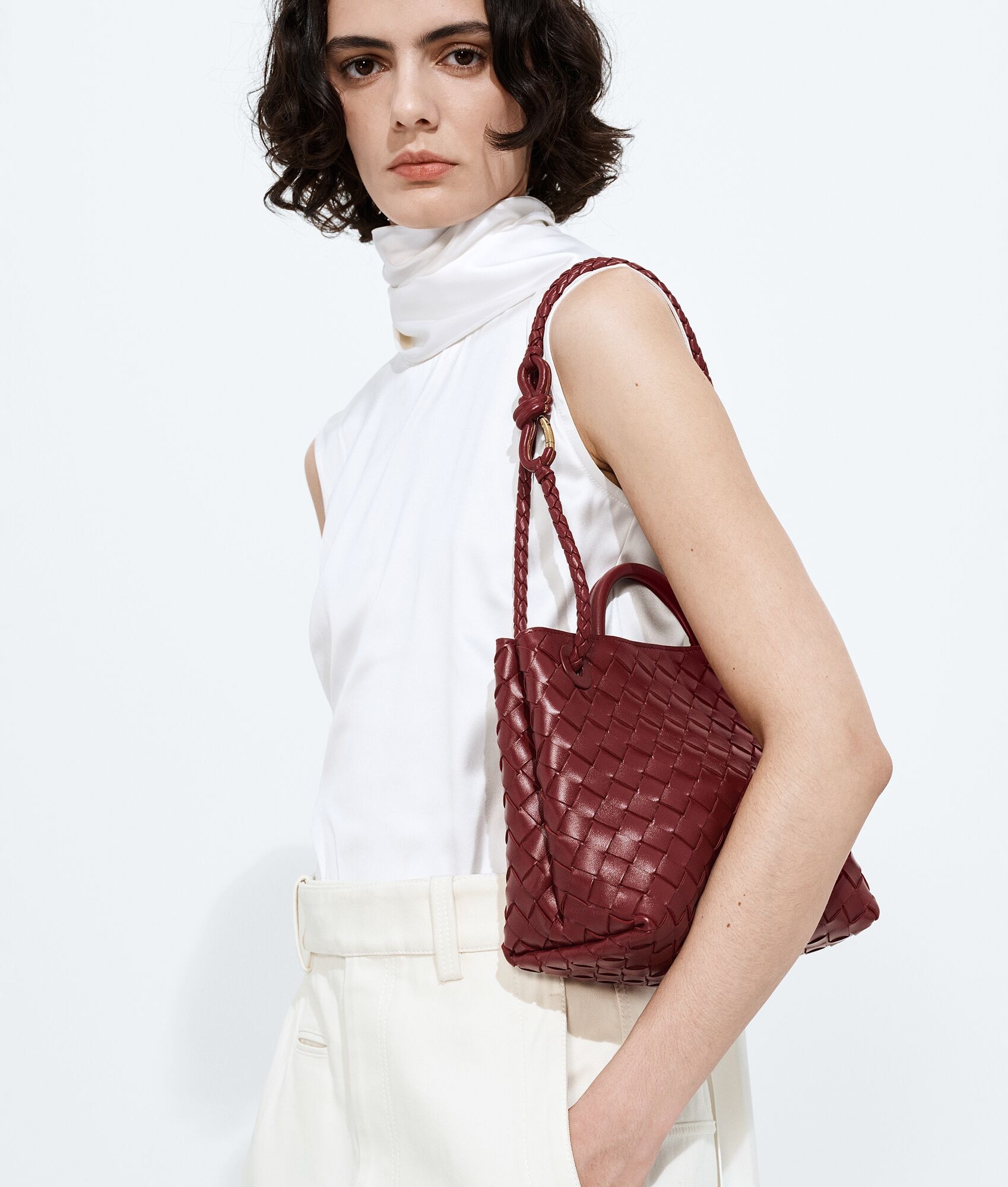 Sac &agrave; main bordeaux Bottega Venetta1